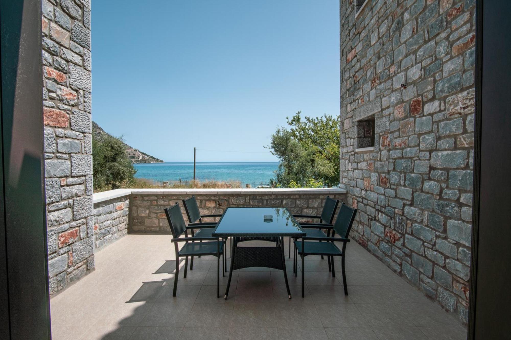 Ferienwohnung Xenios Kotronas Exterior foto