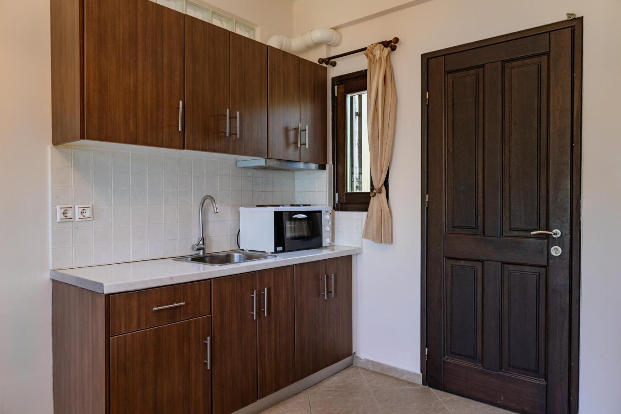 Ferienwohnung Xenios Kotronas Exterior foto