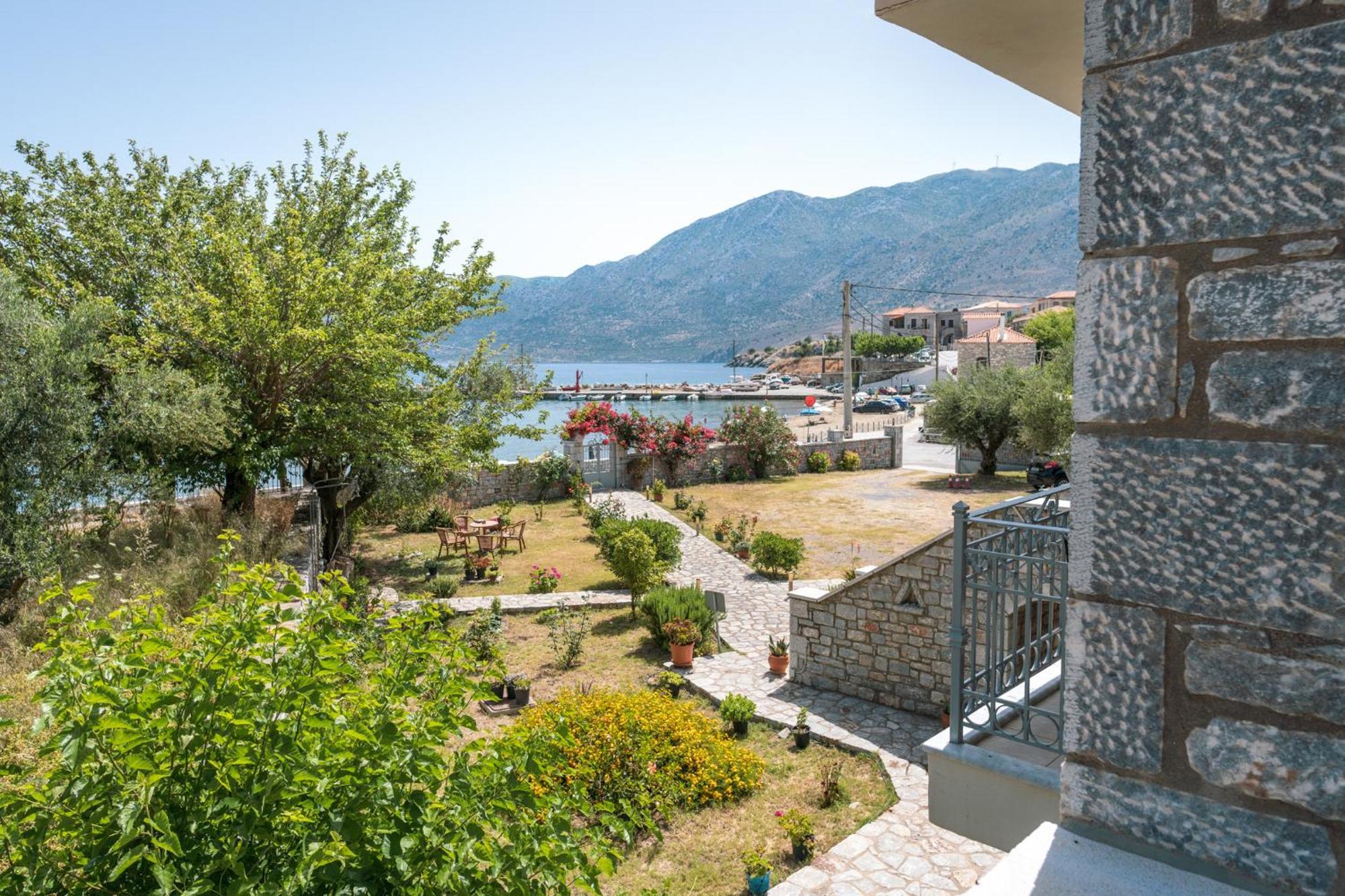 Ferienwohnung Xenios Kotronas Exterior foto