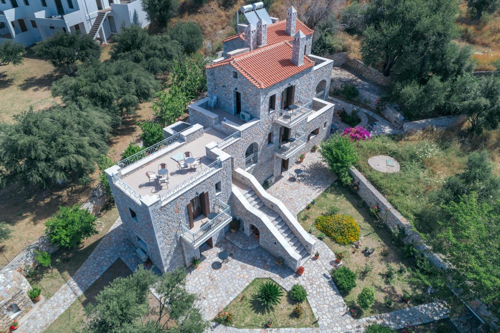 Ferienwohnung Xenios Kotronas Exterior foto